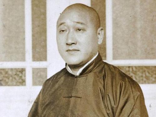 她17歲被軍閥贖出納為小妾,數年后讓丈夫娶妹妹,原因令人動容